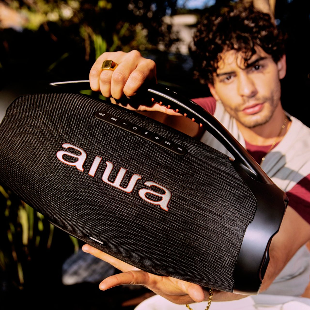 Imagem 50790 Caixa de Som Portátil Bluetooth AIWA Boombox Plus BBS-01-B 200W IP66 Preto